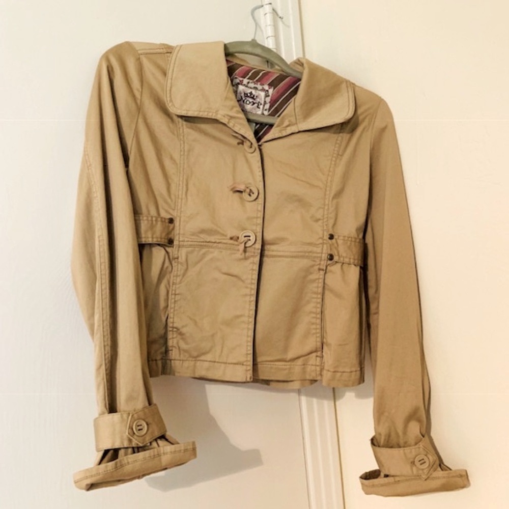 Like New French Swing Coat w/ Cinched Waist!